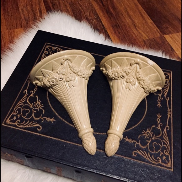 🦋2/$10 3/$15 4/$18 5/$20 Vintage Wall Sconces